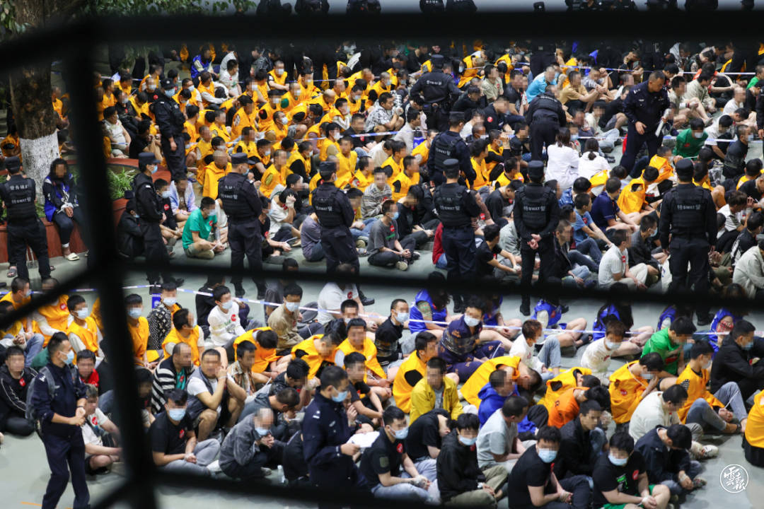 910名缅北电诈嫌疑人移交昆明警方
