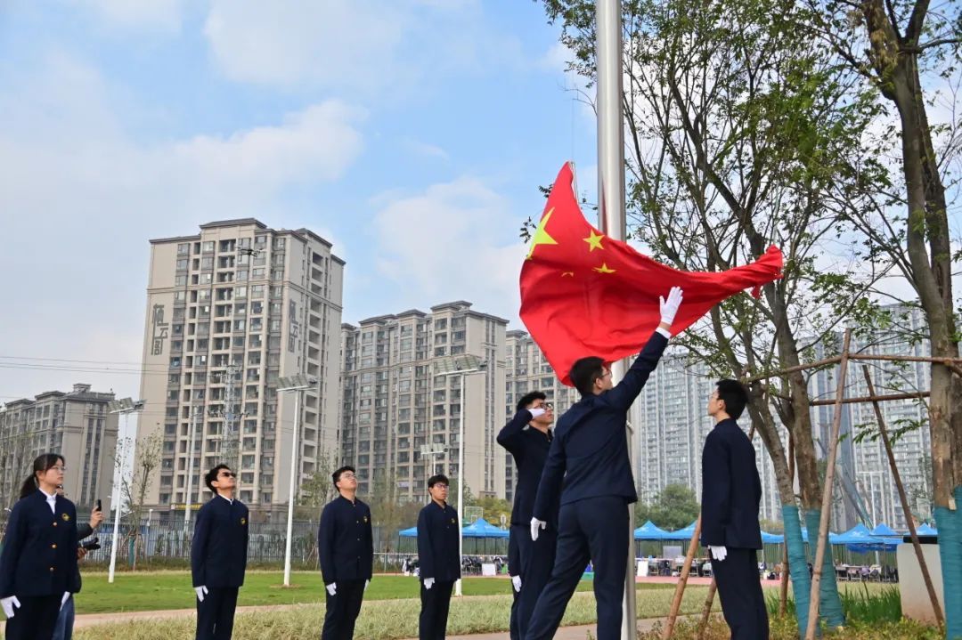 云附星耀高中部运动与艺术周在新校区开幕