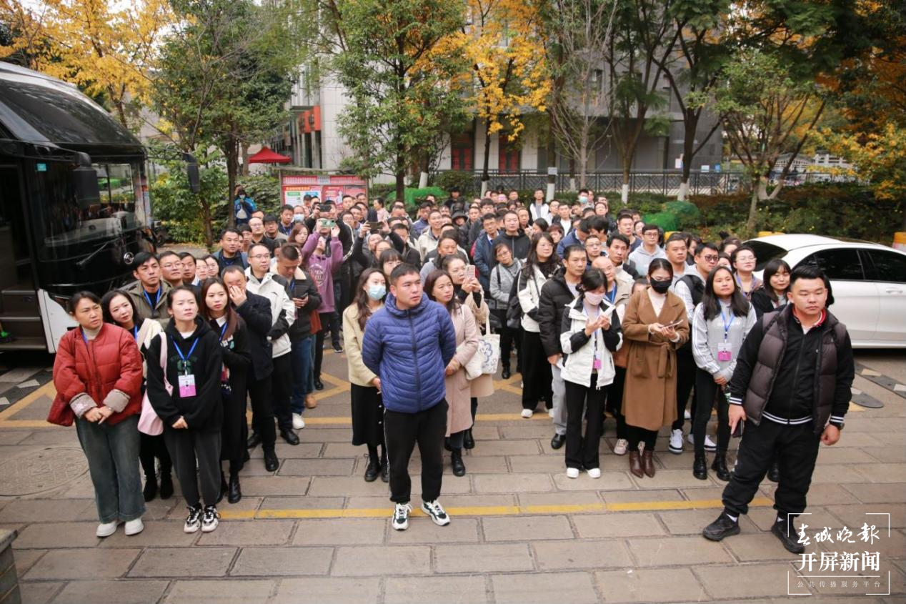 联盟小学2.png