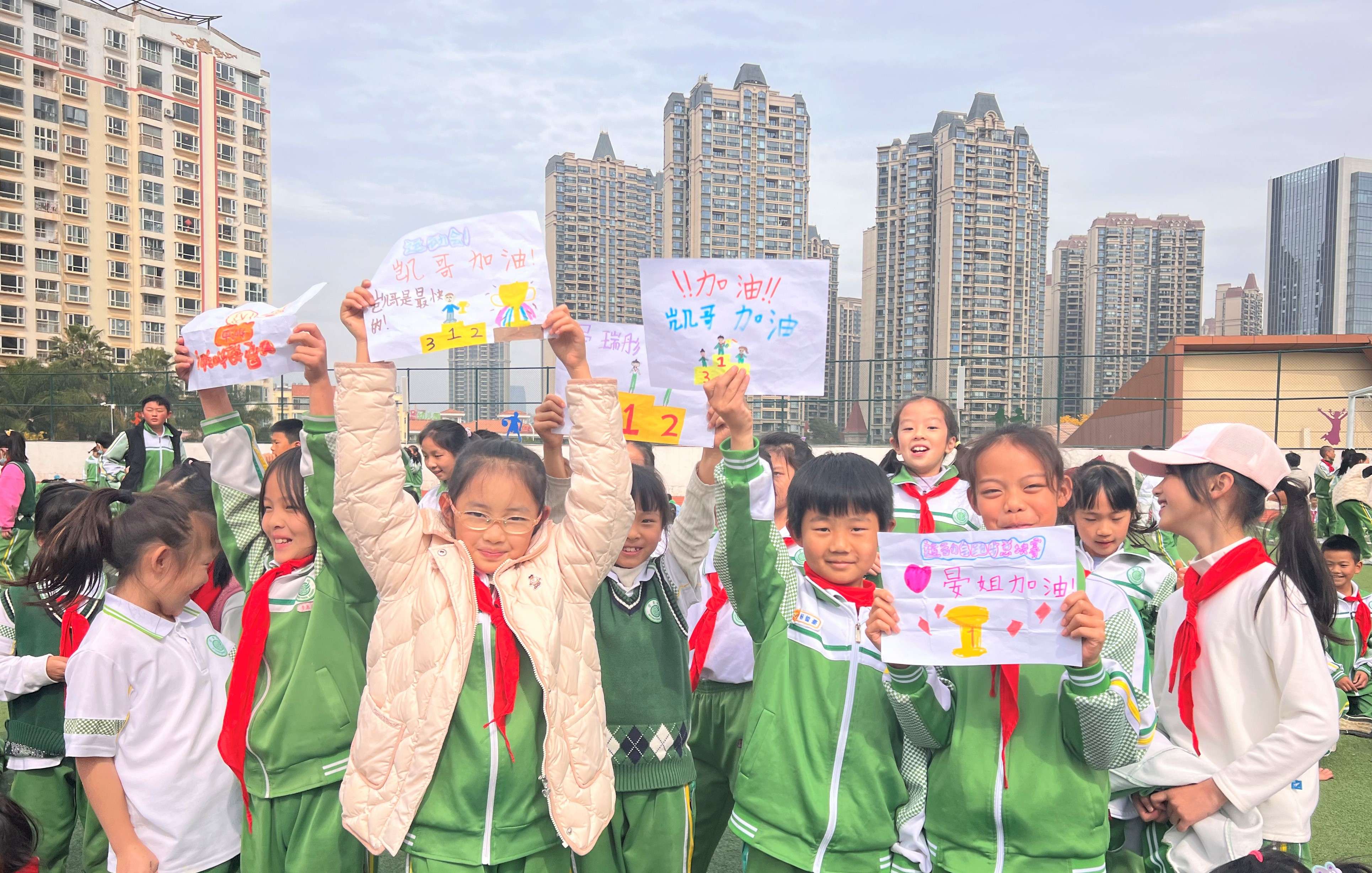 昆明市西山区芳<span sensitive_id=