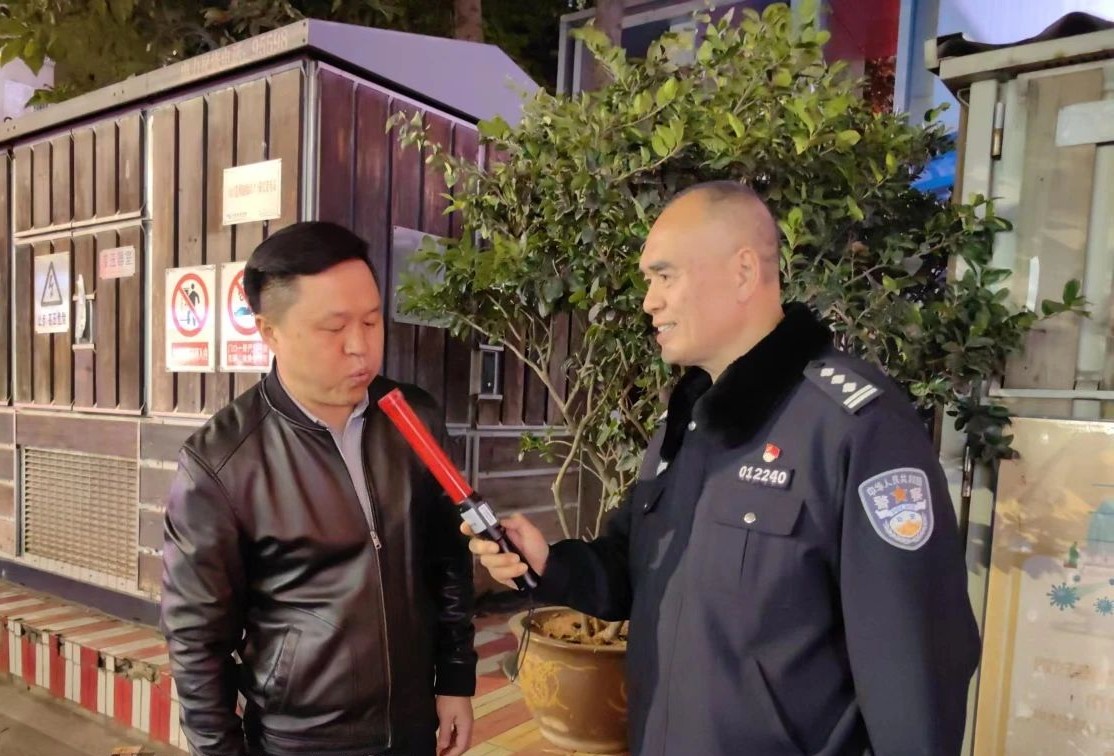四十年坚守初心——练学腾