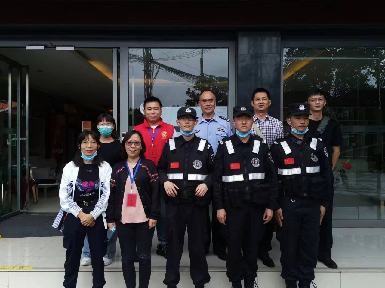 四十年坚守初心——练学腾