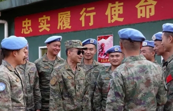“排雷英雄战士”杜富国2.png