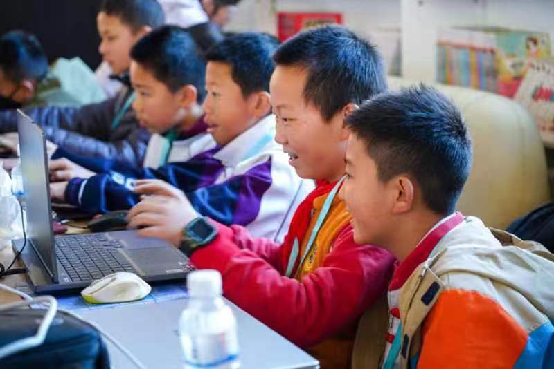 2023世界机器人大赛——青少年机器人设计大赛（昆明）城市选拔赛YAI赛项暨盘龙区青少年科技创新大赛开赛