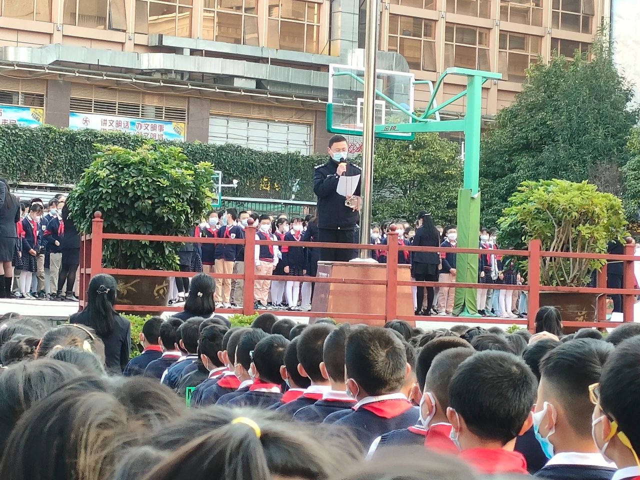 新村派出所“三全”举措擦亮平安校园建设“金名片”