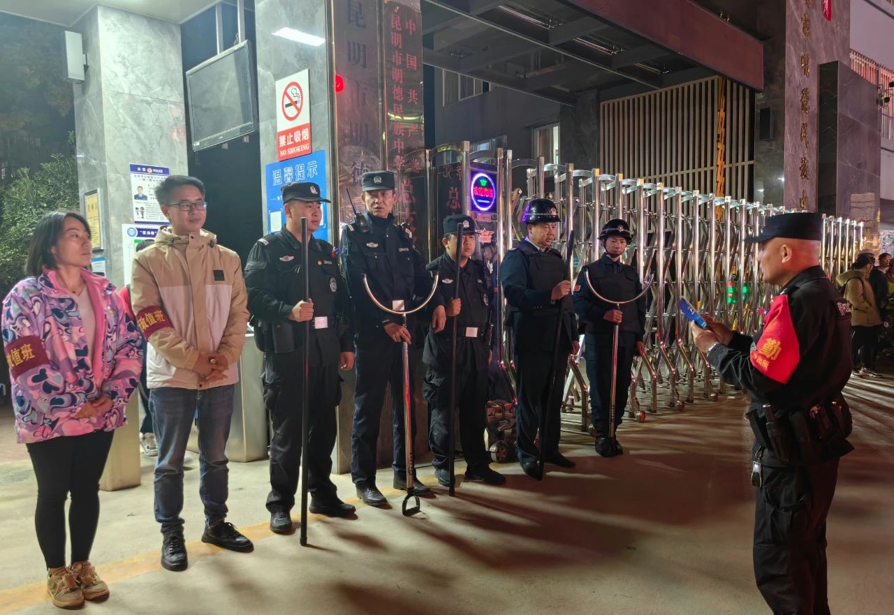 新村派出所“三全”举措擦亮平安校园建设“金名片”
