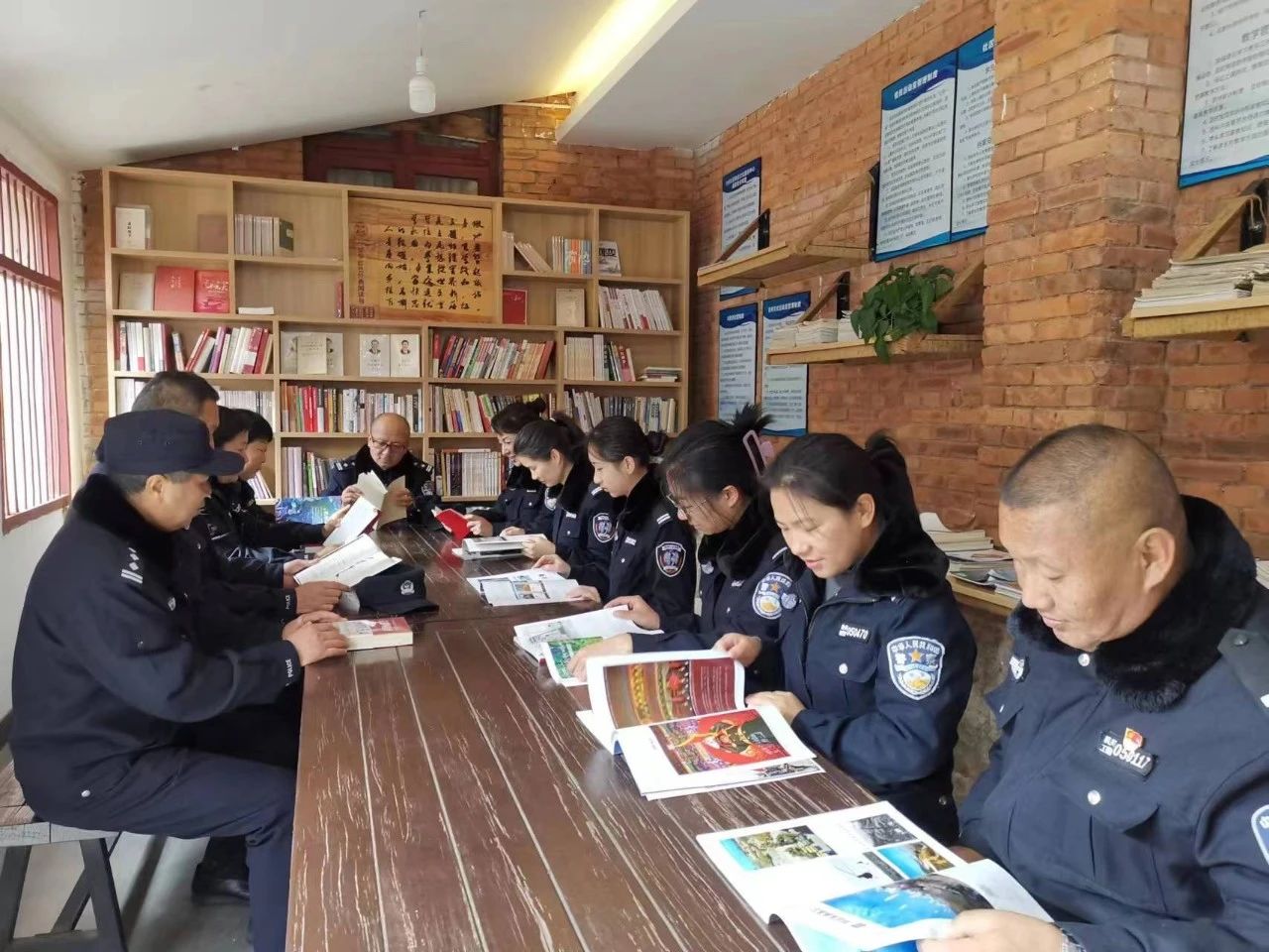 连续20年被公安部评为一级看守所是怎样炼成的？——五华区看守所坚持党建引领打造“五型警队