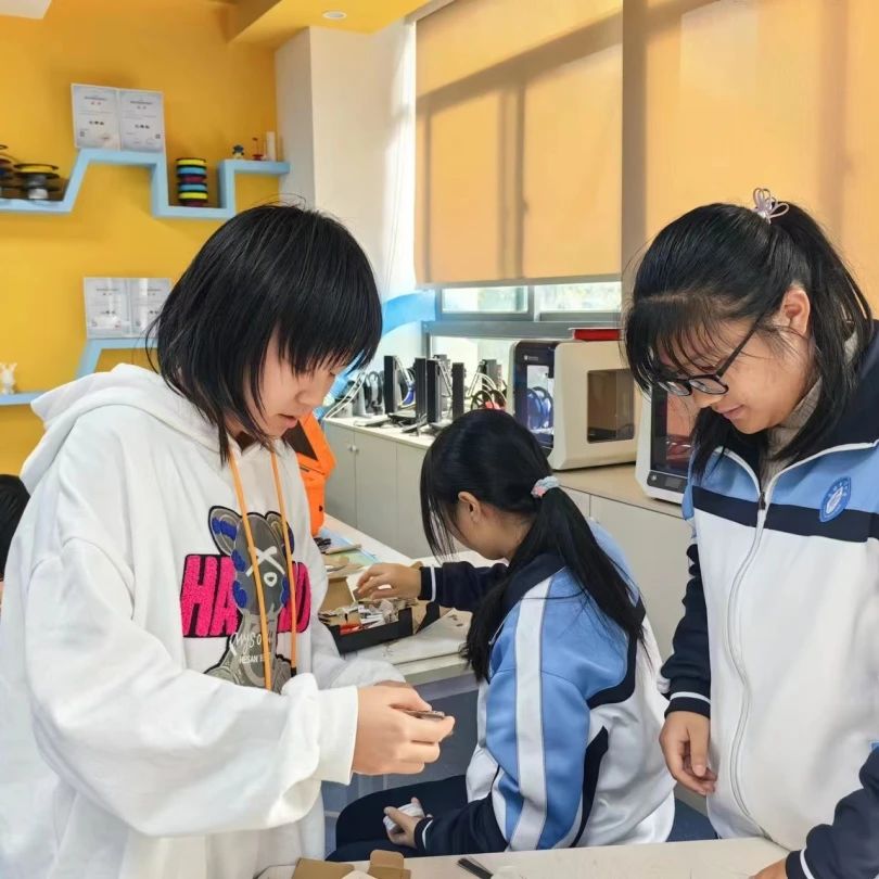 昆明市实验7.jpg