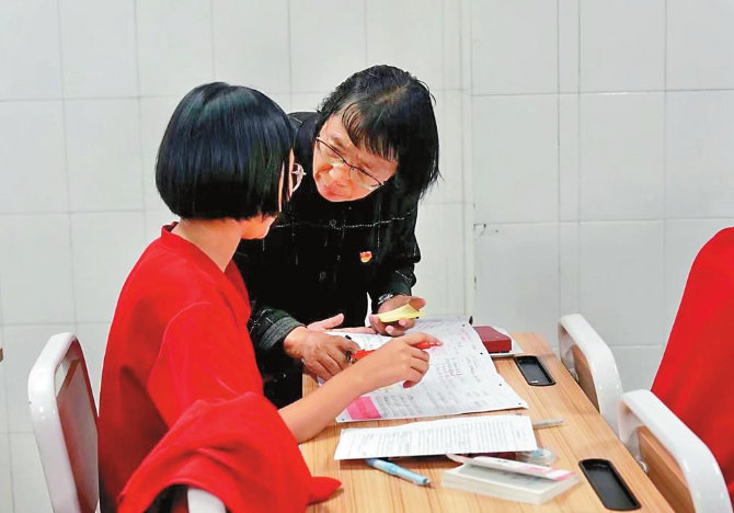 张桂梅：为了大山深处的每一个孩子.png