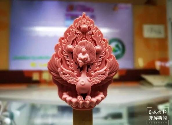 云南省博物馆·大鹏金翅鸟雪糕（开屏新闻资料图）.png