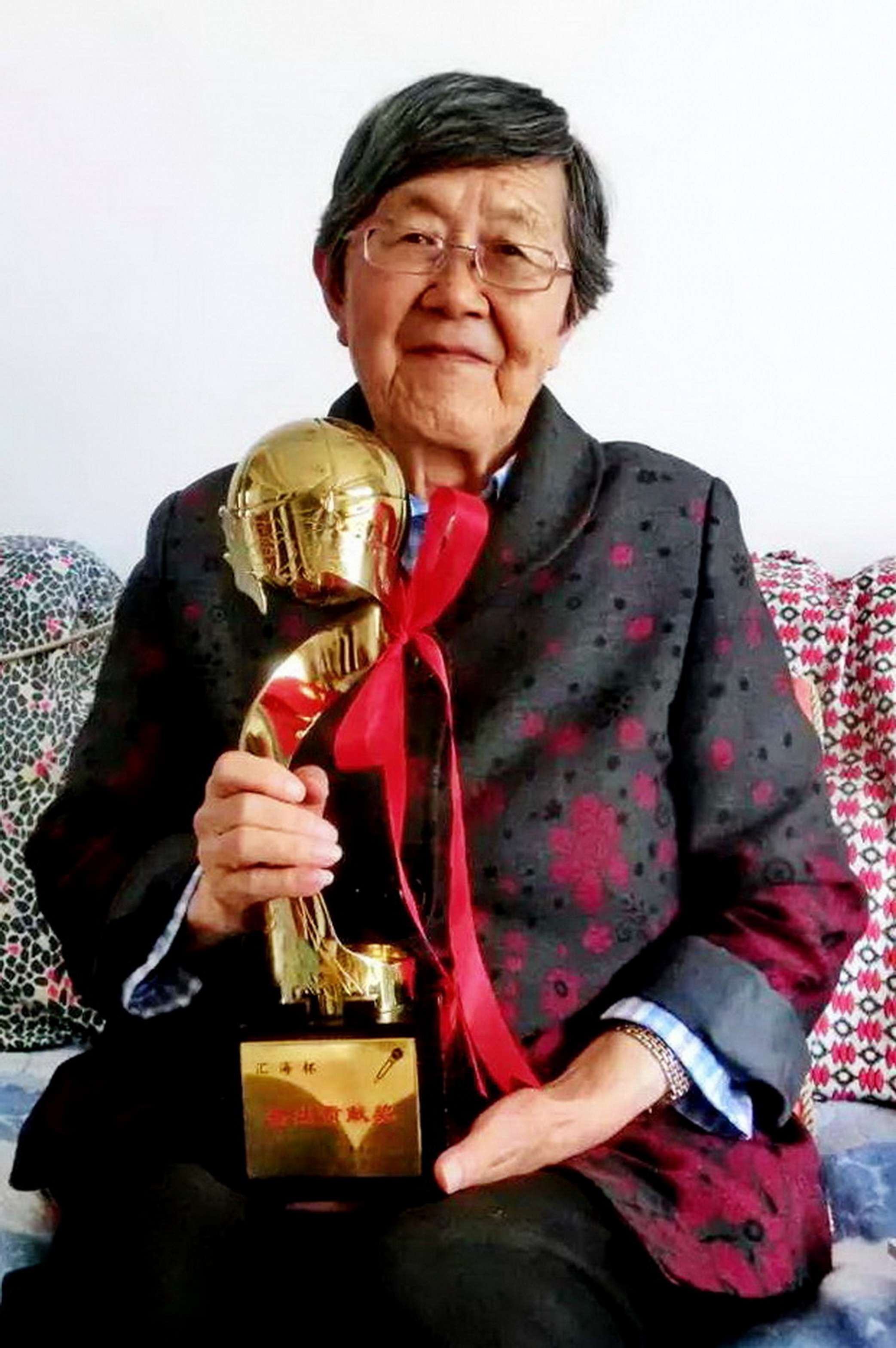 1(分离图)进入耄耋之年的段美珍-盛雪梅(32038670)-20240527091639.jpg