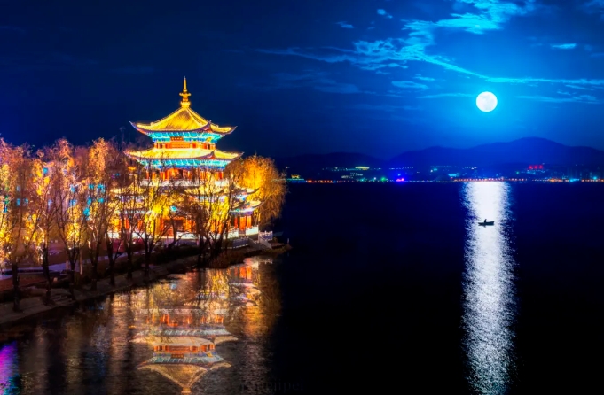 杨继培 摄.png