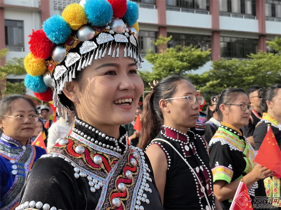 【高清图组】收到总书记回信，云南普洱各族群众沸腾了