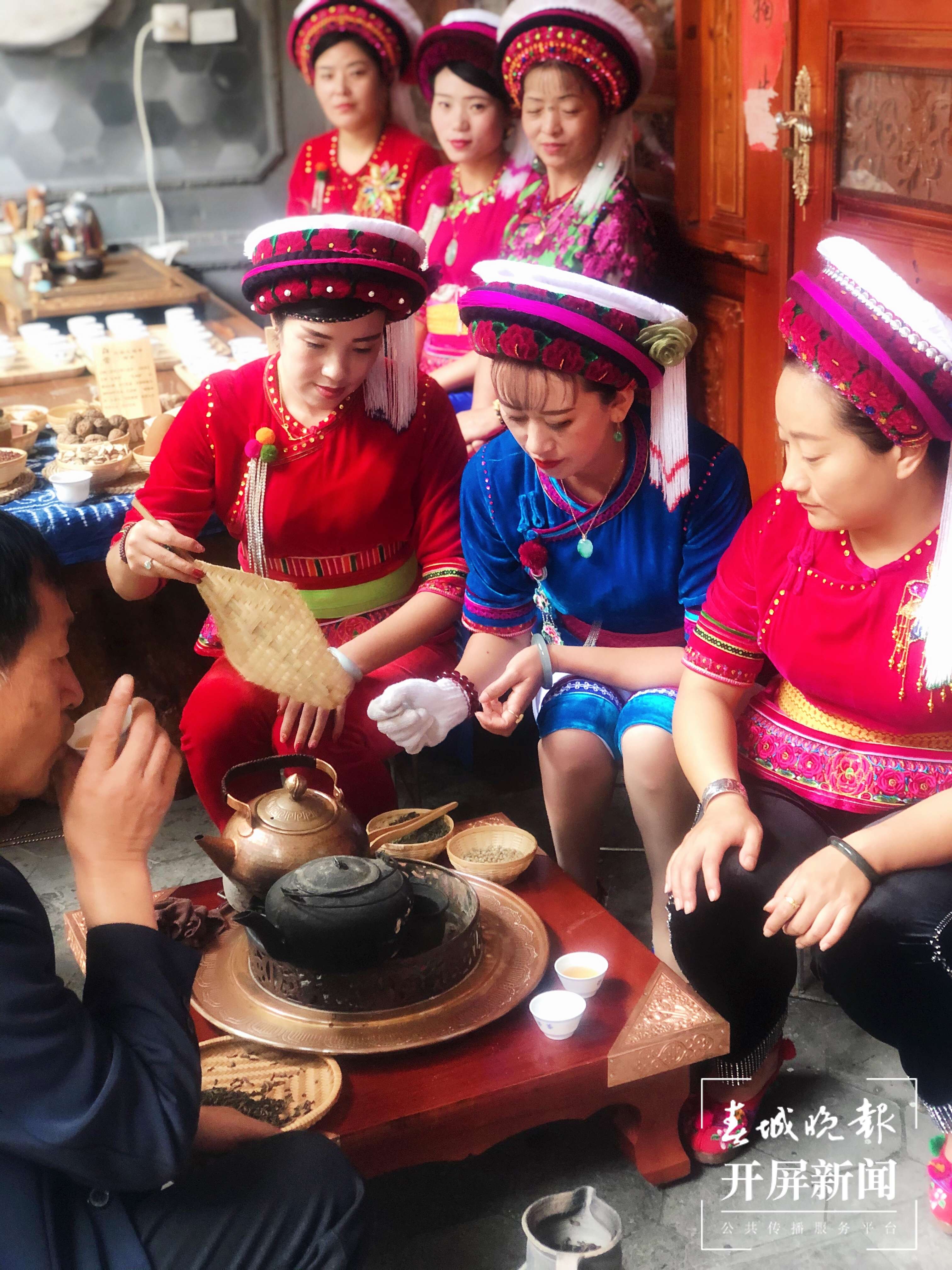 一苦二甜三回味!白族三道茶,品的是人生 (4).jpg