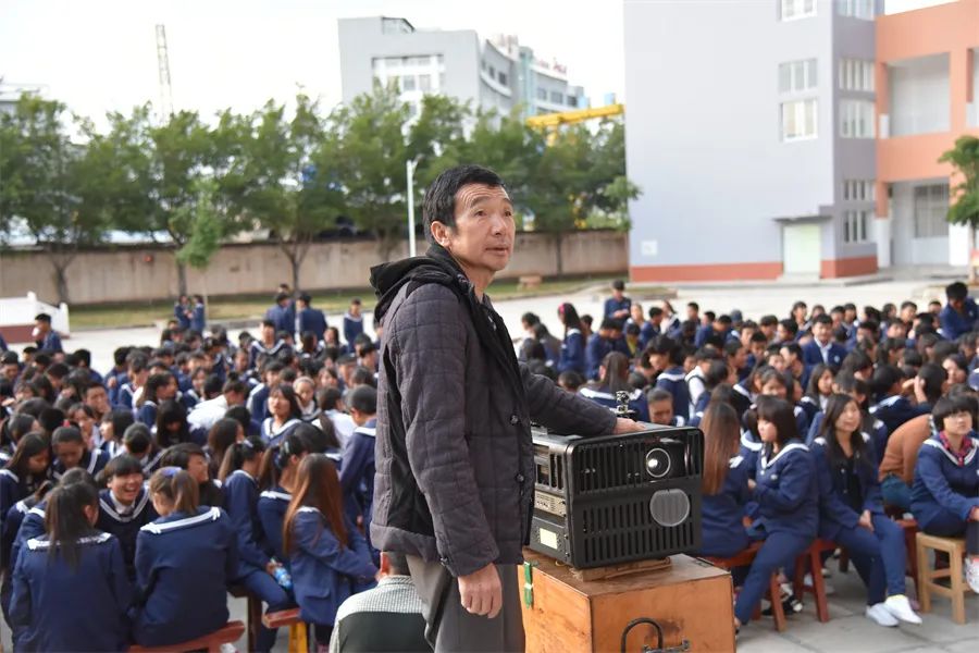 李玉华的丈夫茶应明（弥渡县委宣传部供图）.jpg