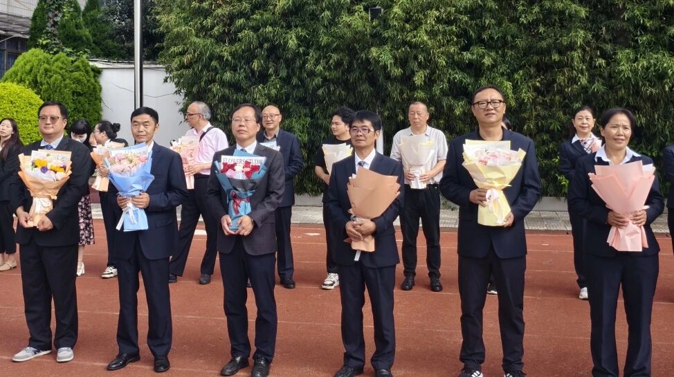 昆明市实验中学5.jpg