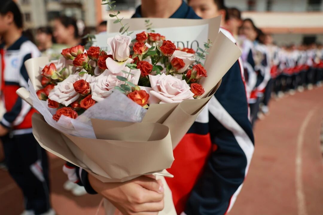 昆明市实验中学1.jpg