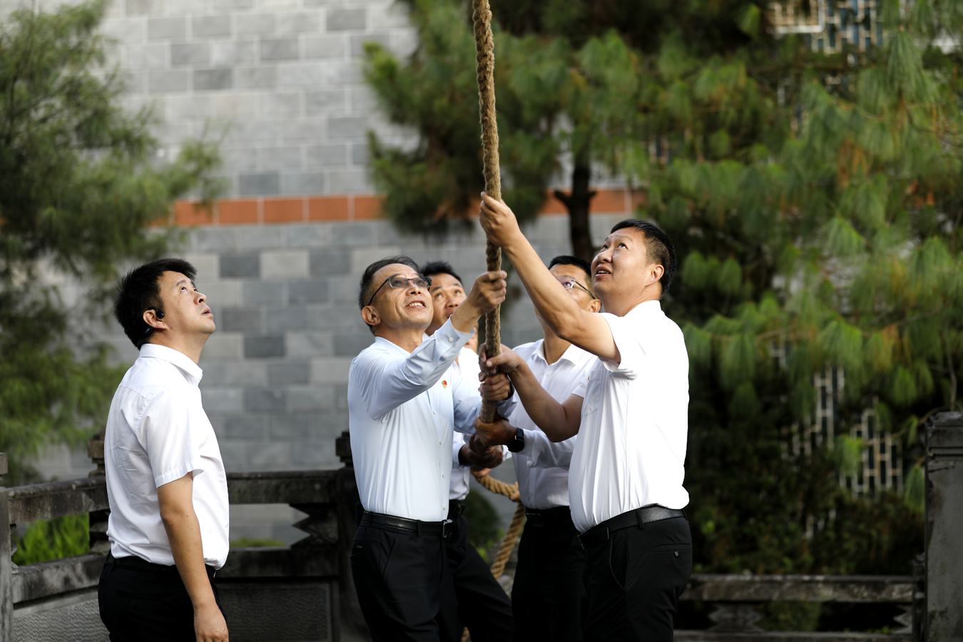 9月3日，腾冲市举行纪念中国人民抗日战争暨世界反法西斯战争胜利80周年爱国主义教育活动 官智钦摄 (12).JPG