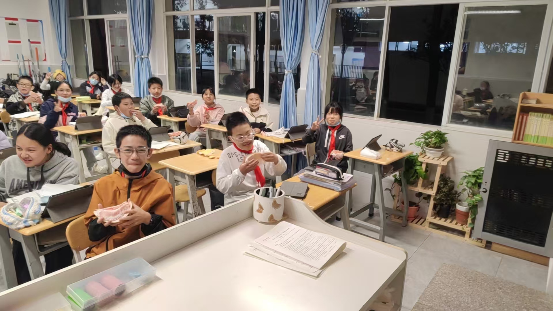 学子们在学校的照片 受访者供图.jpg